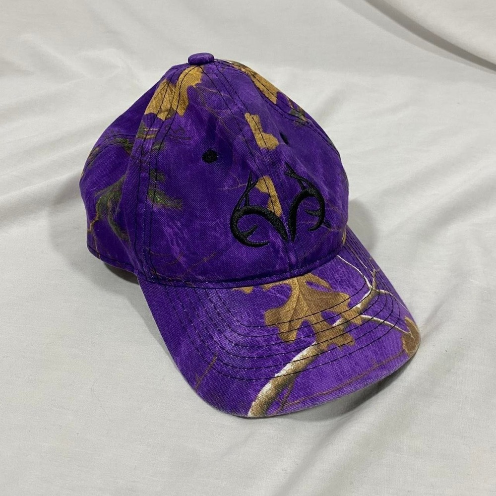 Realtree purple camo hat with logo gorpcore